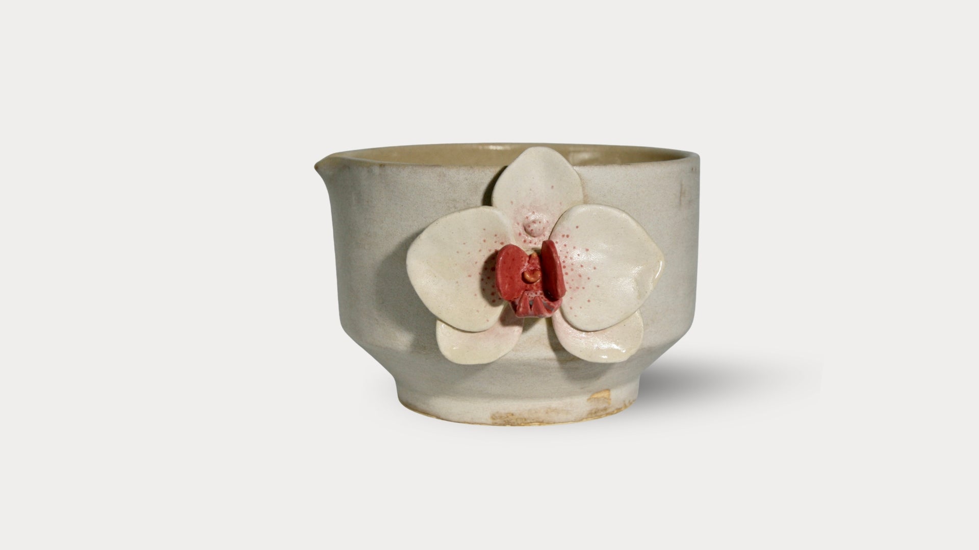 Orchid Whisper White · Pink (2nd Grade Piece)