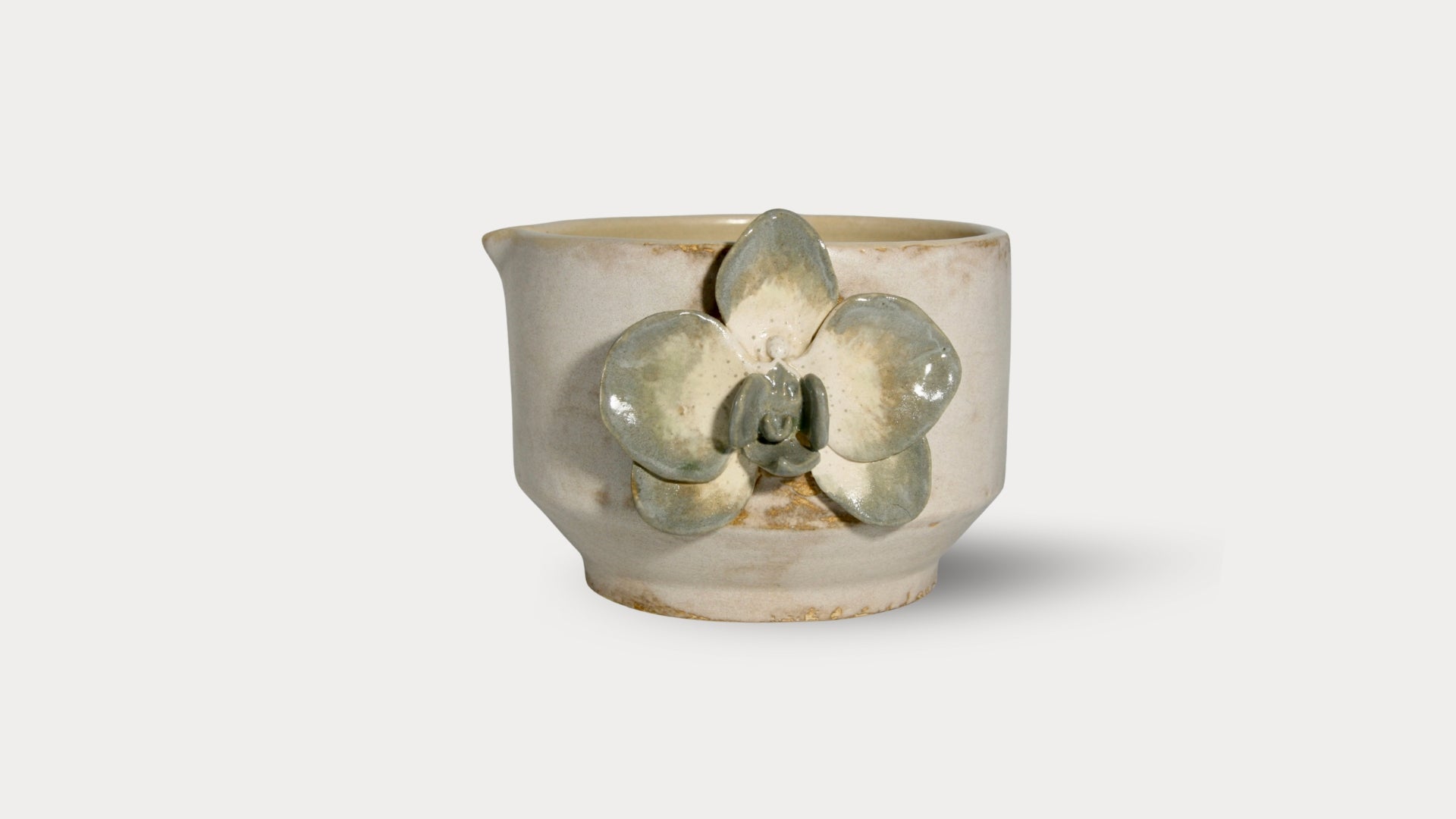 Orchid Whisper White · Grey (2nd Grade Piece)