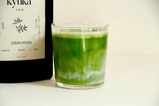 Izanami Matcha, glass full of matcha 